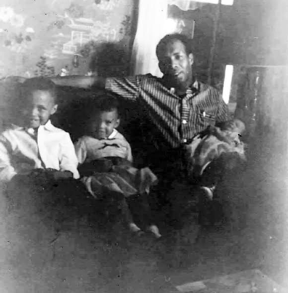 Dad and his three kids on Father's Day - Ramblin' with Roger